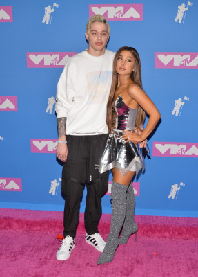 Ariana Grande pic #1060376