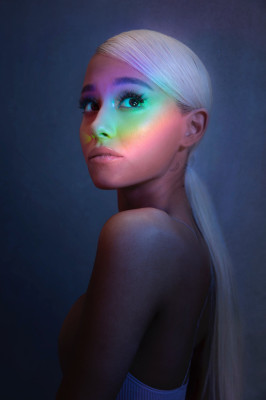 Ariana Grande pic #1031771