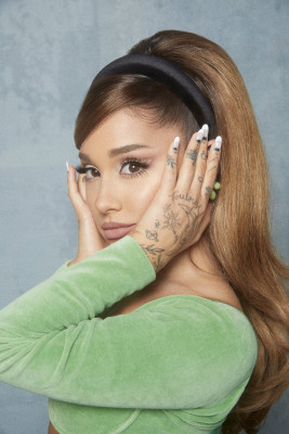 Ariana Grande pic #1237981