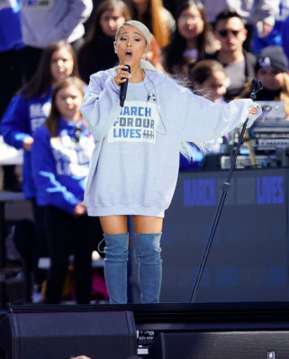 Ariana Grande pic #1023934