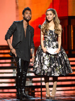 Ariana Grande pic #666465