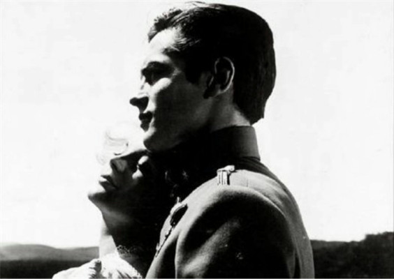 Alain Delon pic #360242