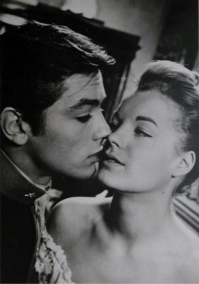 Alain Delon pic #349025