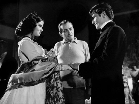 photo 8 in Alain Delon gallery [id350781] 2011-02-28 00:00:00