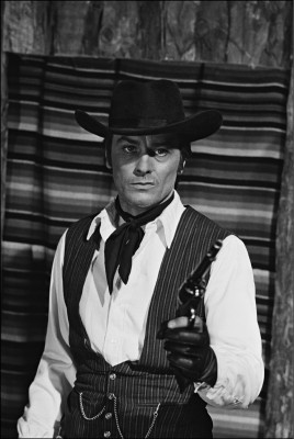 Alain Delon pic #376395