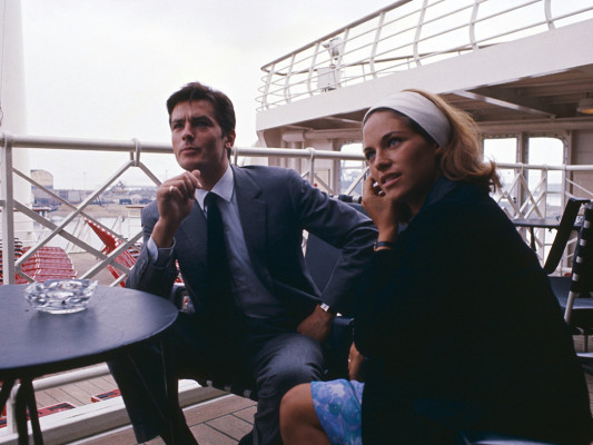 Alain Delon pic #377408