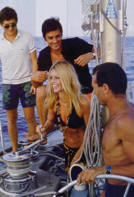 Alain Delon pic #375023