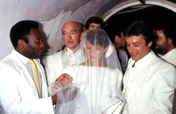 photo 15 in Alain Delon gallery [id384428] 2011-06-08 00:00:00