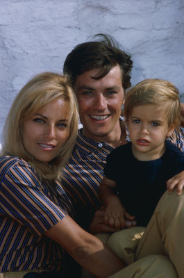 Alain Delon pic #375918