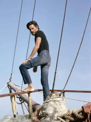 Alain Delon pic #370384