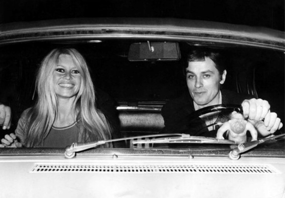Alain Delon pic #365696