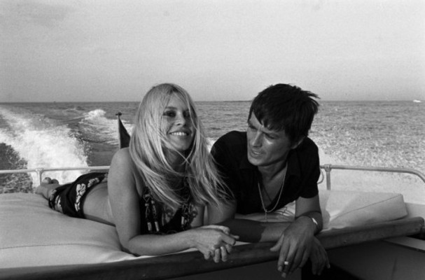 Alain Delon pic #365693