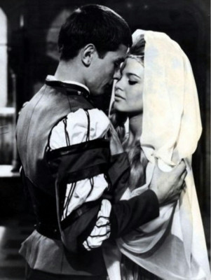 Alain Delon pic #365669