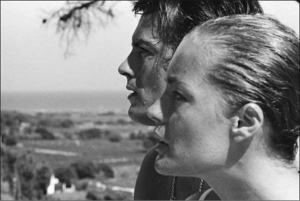 Alain Delon pic #357615