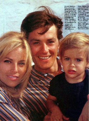 Alain Delon pic #360431