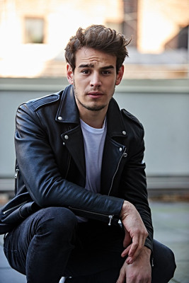 Alberto Rosende pic #961638