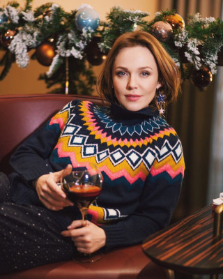 Albina Dzhanabaeva pic #1106546