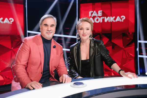 Albina Dzhanabaeva pic #1220549