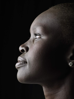Alek Wek pic #240235