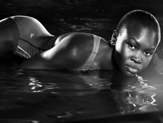 Alek Wek pic #240234