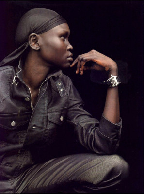 Alek Wek pic #13824