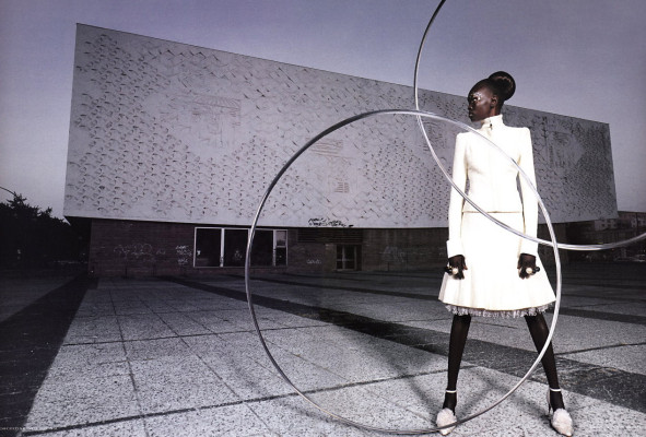 Alek Wek pic #215700