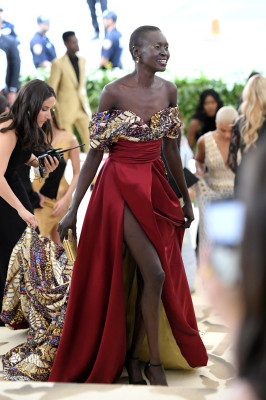 Alek Wek pic #1036933