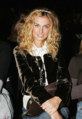 Aleksandra Savelyeva pic #452709
