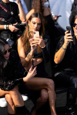 Alessandra Ambrosio pic #1268574