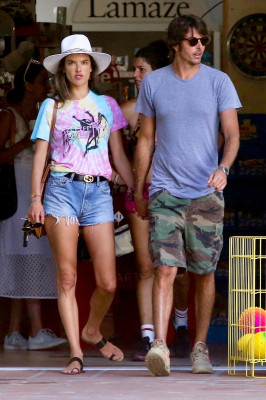Alessandra Ambrosio pic #1171677