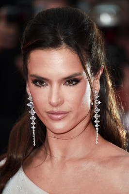 Alessandra Ambrosio pic #1136621