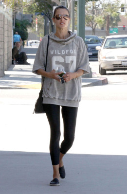 Alessandra Ambrosio pic #768242