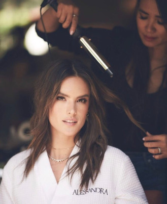 Alessandra Ambrosio pic #946101