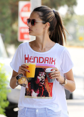 Alessandra Ambrosio pic #621115