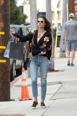 Alessandra Ambrosio pic #1171674