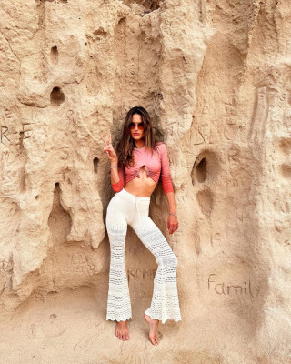 Alessandra Ambrosio pic #1333577