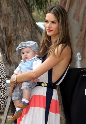 Alessandra Ambrosio pic #541487
