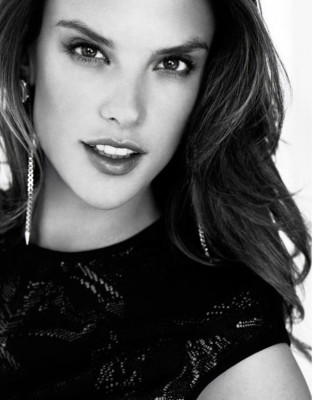 Alessandra Ambrosio pic #480273