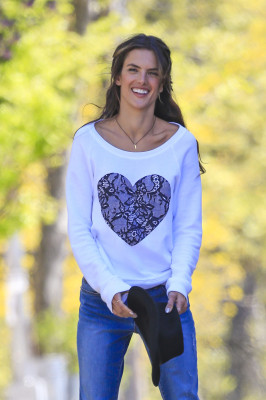 Alessandra Ambrosio pic #600651