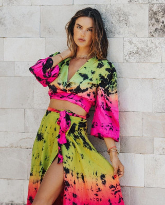 Alessandra Ambrosio pic #1258583