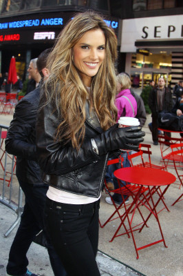 Alessandra Ambrosio pic #210926