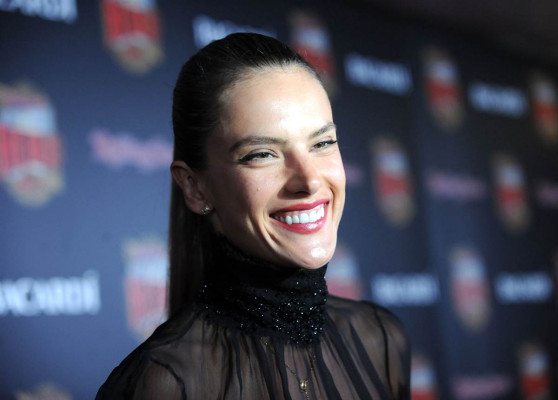 Alessandra Ambrosio pic #608883