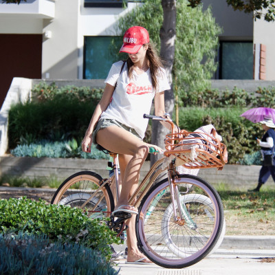 Alessandra Ambrosio pic #982845