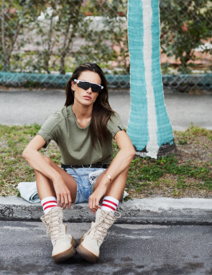 Alessandra Ambrosio pic #1159564