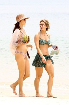 Alessandra Ambrosio pic #1094869