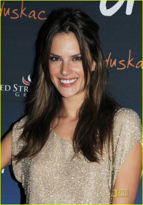 Alessandra Ambrosio pic #248406
