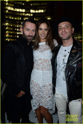 Alessandra Ambrosio pic #730644