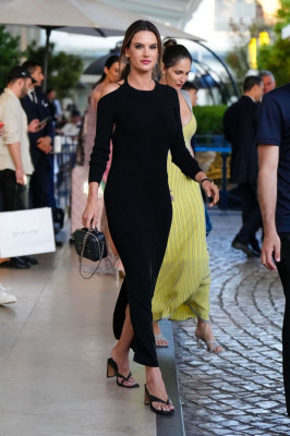 Alessandra Ambrosio pic #1307258