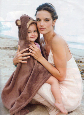 Alessandra Ambrosio pic #301777