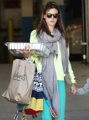 Alessandra Ambrosio pic #580159